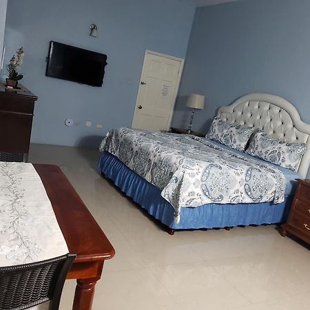 Dela De-Rose Guest House Negril Jamaica 外观 照片
