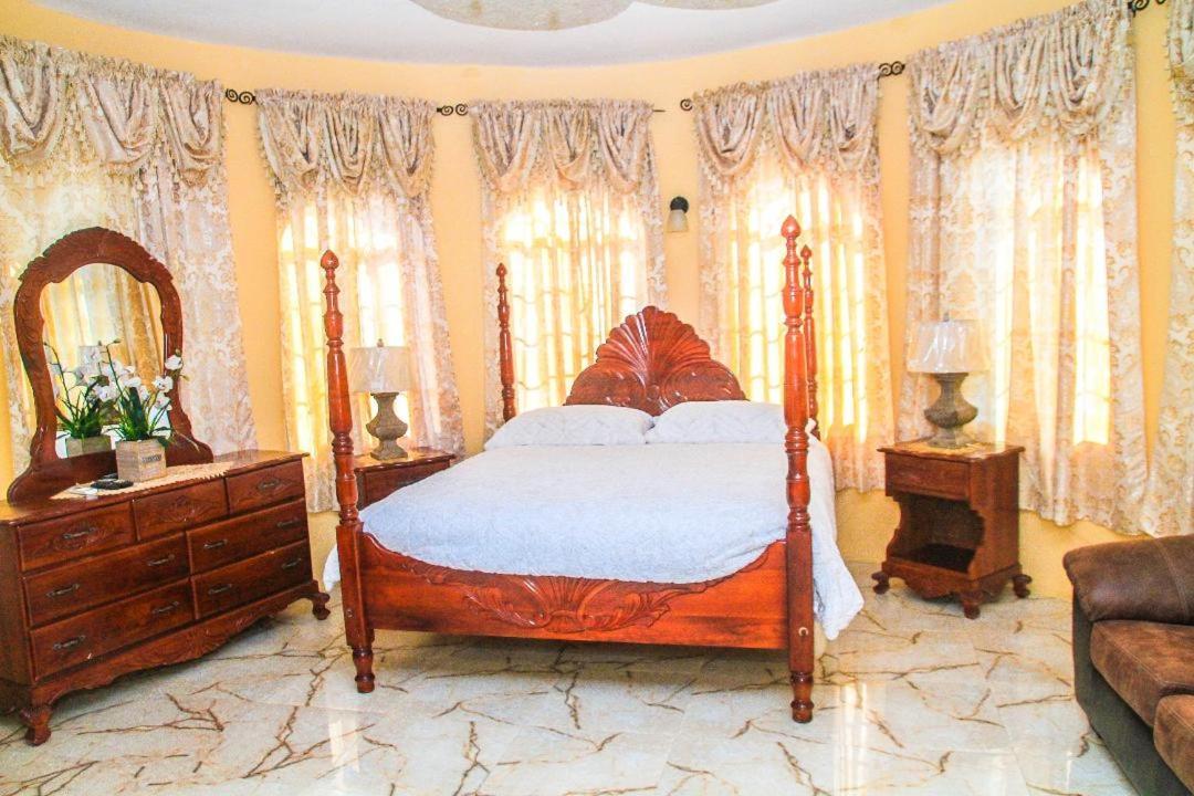 Dela De-Rose Guest House Negril Jamaica 外观 照片