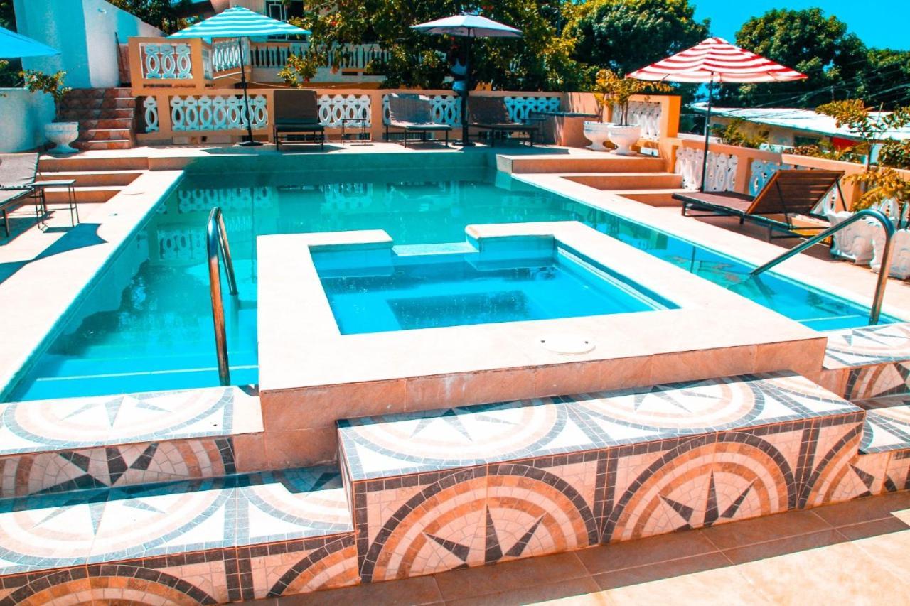 Dela De-Rose Guest House Negril Jamaica 外观 照片