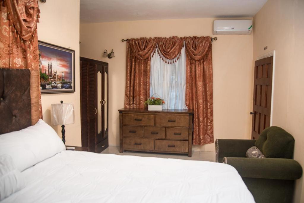 Dela De-Rose Guest House Negril Jamaica 外观 照片