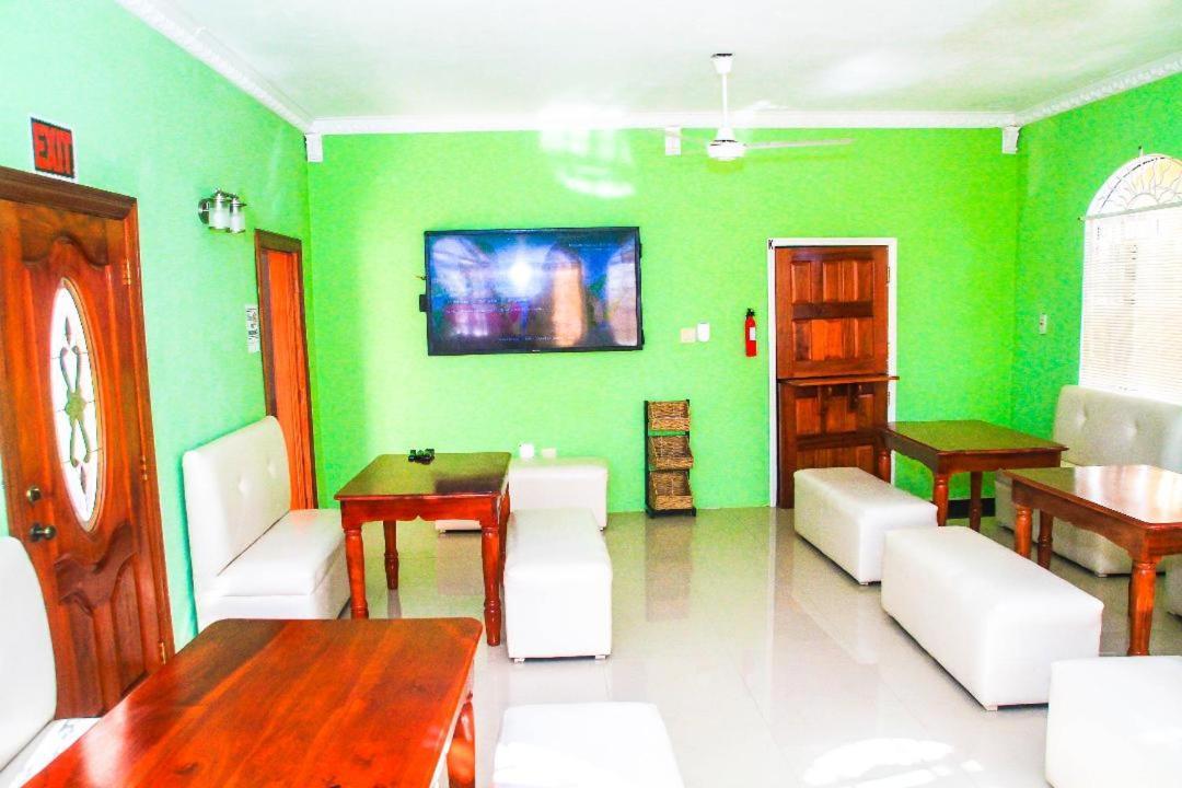 Dela De-Rose Guest House Negril Jamaica 外观 照片