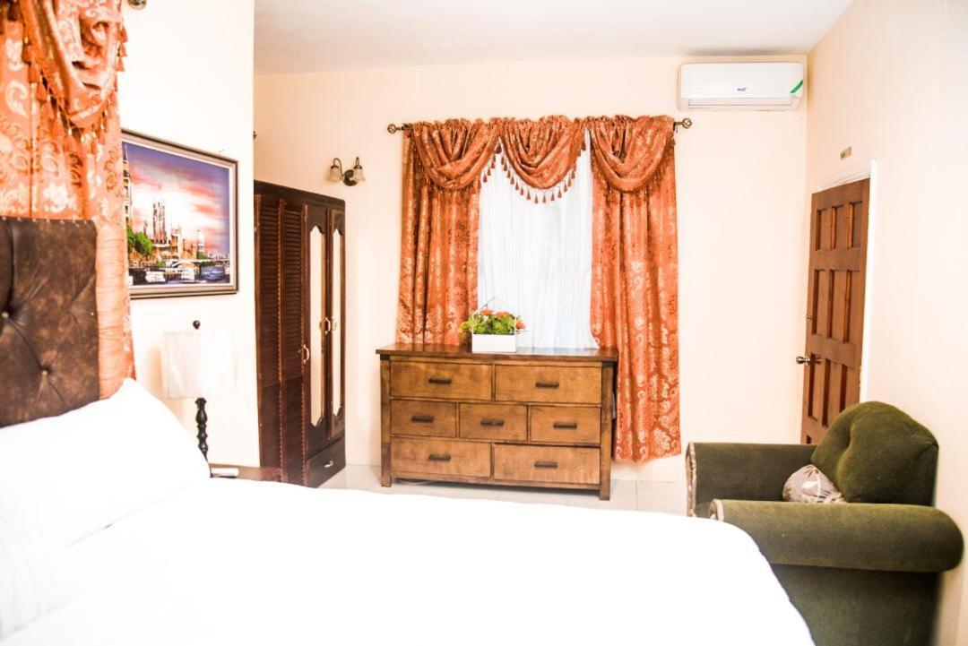 Dela De-Rose Guest House Negril Jamaica 外观 照片